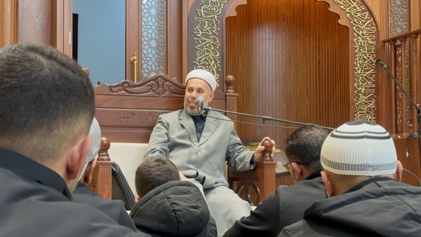 رهط: لقاء مميز مع الشيخ مشهور فواز في مسجد الصحوة