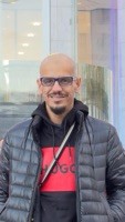 نائب رئيس مجلس حورة طلال النباري يهنئ صبري العقبي بتوليه منصب مدير قسم التربية والتعليم