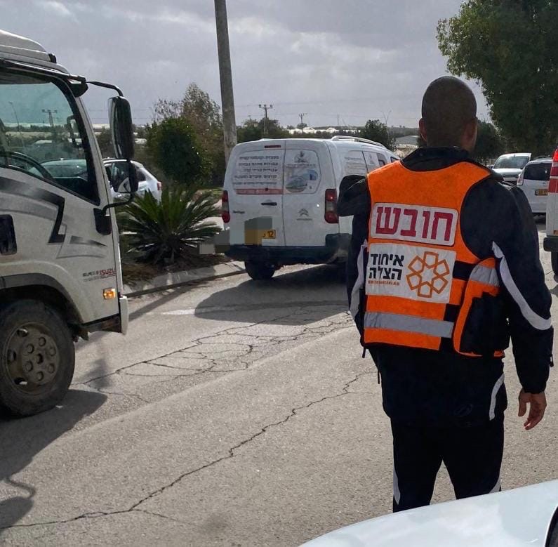 إصابة لفتاة بجروح متوسطة إلى خطيرة جراء اصطدام دراجة نارية في رهط