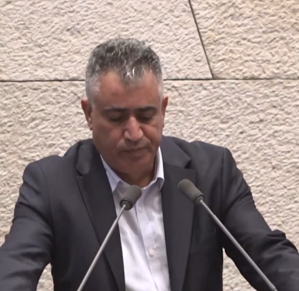 النائب يوسف العطاونة: “الدم العربي ليس رخيصًا والحكومة تتحمل المسؤولية”