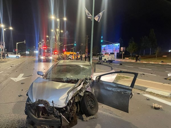 حادث مرور مروع في بئر السبع يسفر عن وفاة وإصابة خطيرة