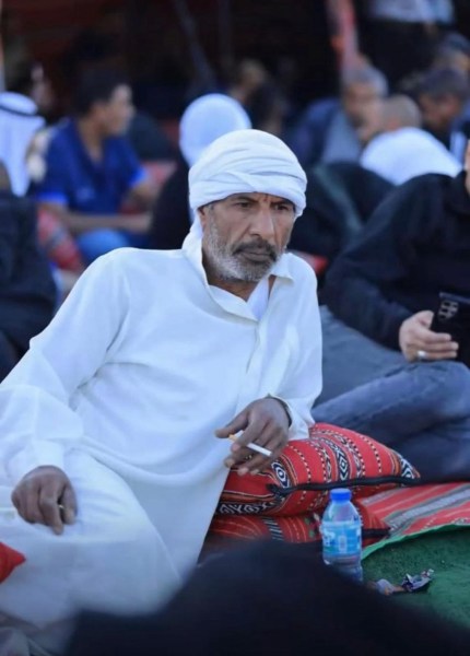 راديو جنوب: تقرير اذاعي حول تفاصيل مقتل الحاج عاقل الربايعه في سوق الحلال بتل السبع