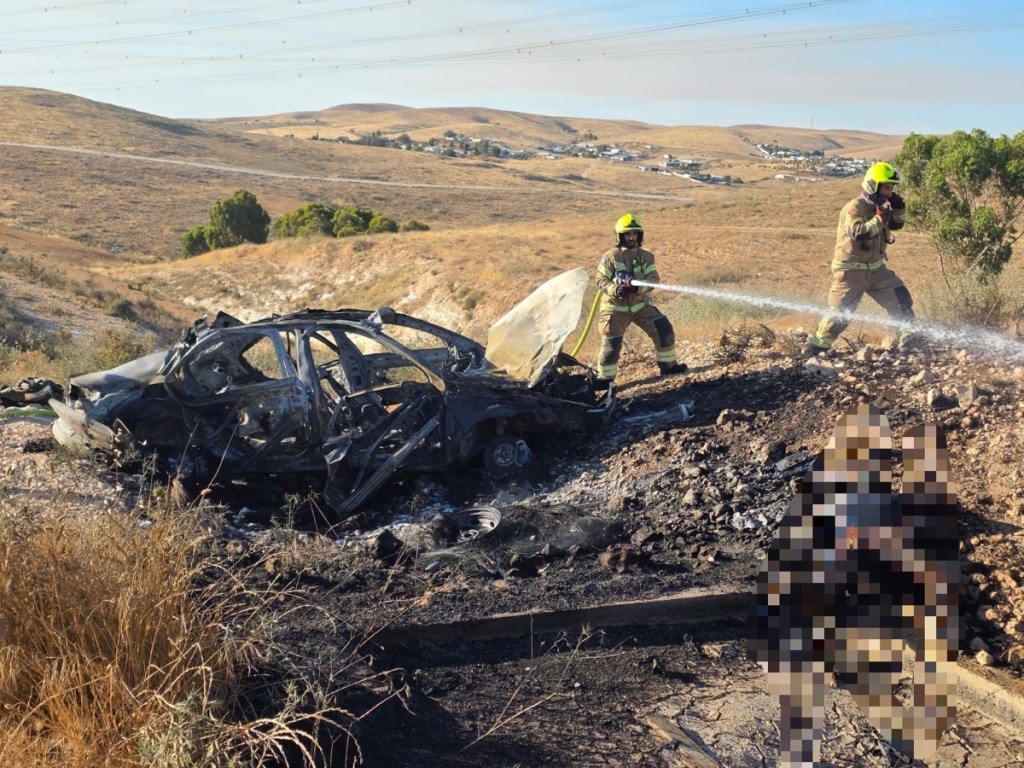 شارع 40 المنطقة الجنوبية: العثور على جثتين داخل سيارة مشتعلة وإعلان وفاتهما