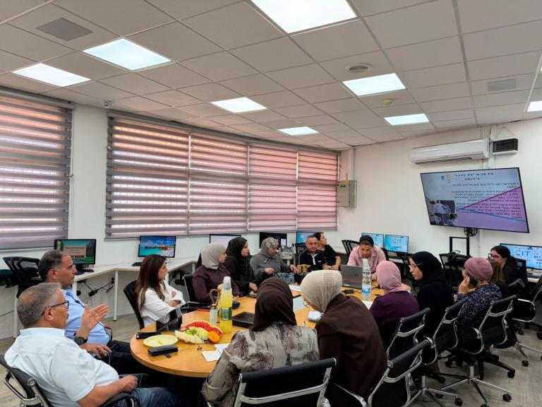 اللجنة الاستراتيجية للطفولة المبكرة 2026 في المركز الجماهيري رهط بالشراكة مع برنامج 360 وبلدية رهط
