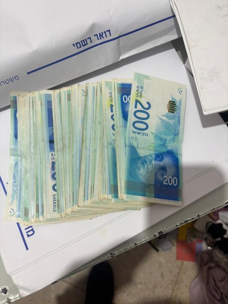 توقيف رئيس مجلس محلي بالجنوب وآخرين اليوم بشبهات فساد وتلاعب بمناقصات