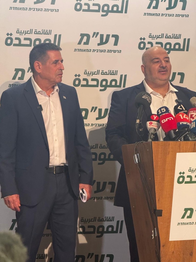 الموحدة تعلن بالناصرة مساء الاثنين انضمام يوآف سيغالوفيتش لقائمتها